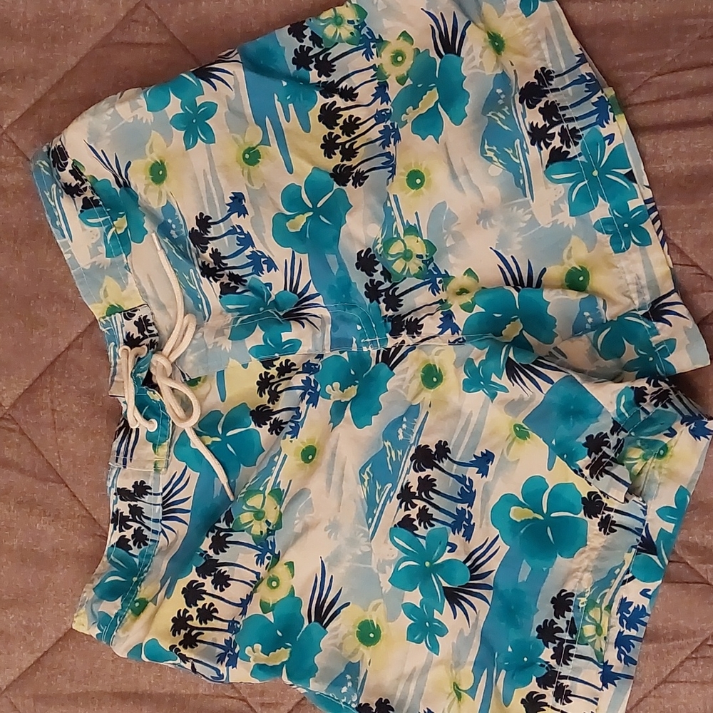 Catalina Size Medium Swim Shorts